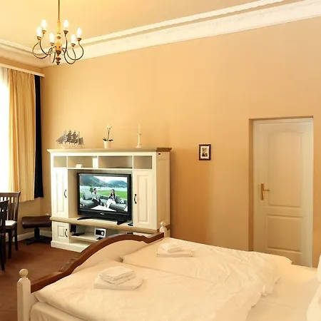 Luminos Apartment *